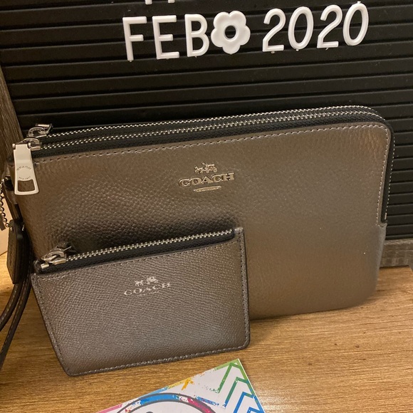 Coach wristlet & cardholder bundle